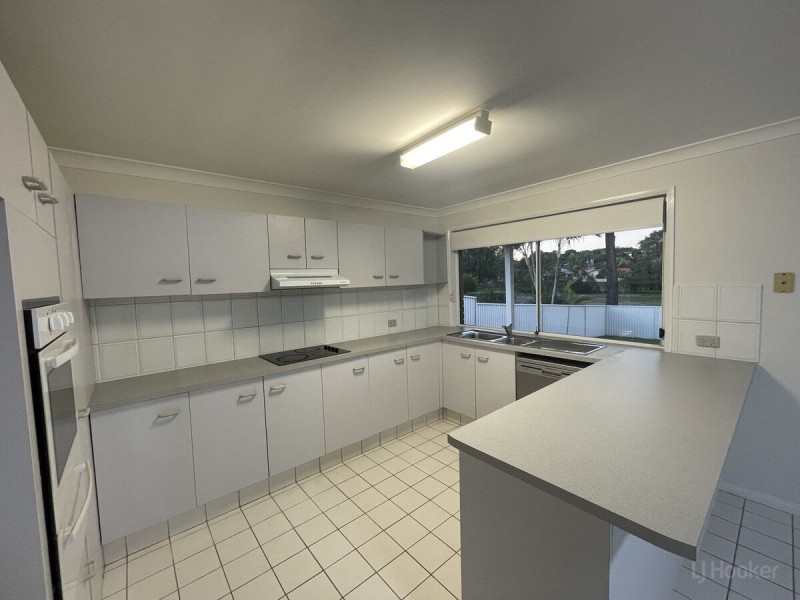 6 Jack Nicklaus Way, Parkwood QLD 4214