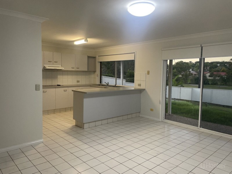 6 Jack Nicklaus Way, Parkwood QLD 4214