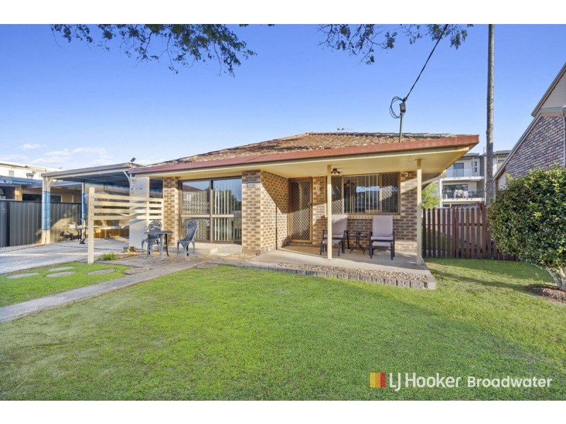 30 Teal Avenue, Paradise Point QLD 4216