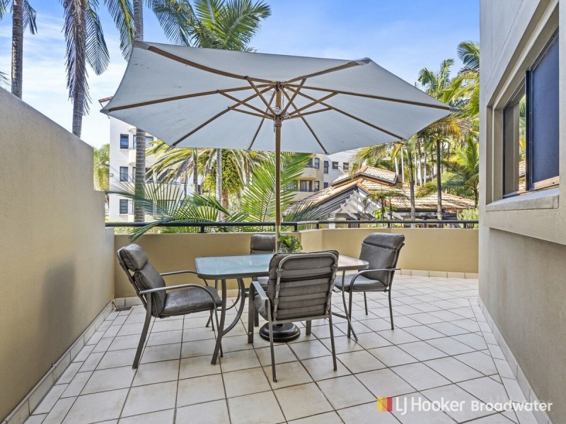 102/392-398 Marine Parade, Labrador QLD 4215