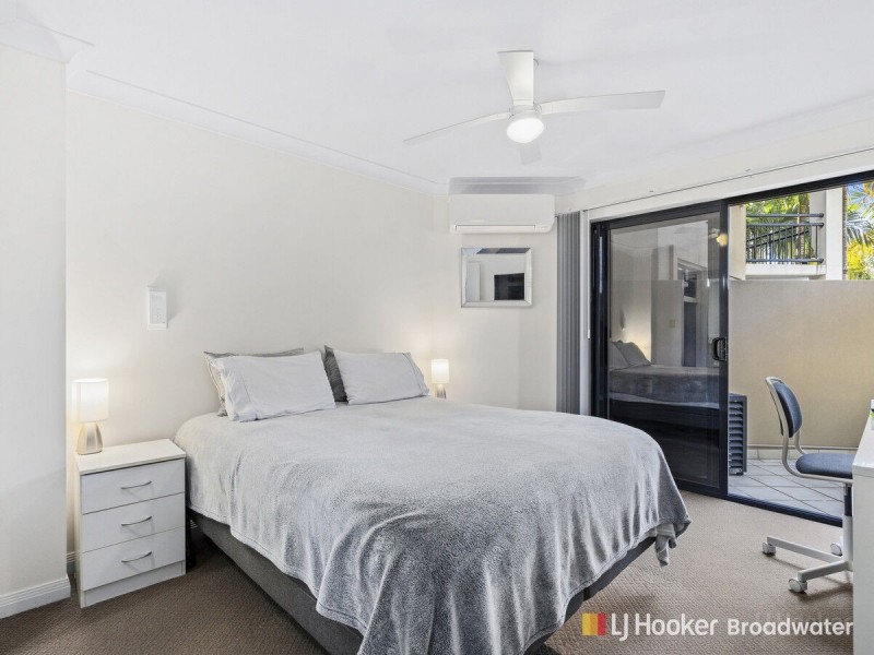 102/392-398 Marine Parade, Labrador QLD 4215