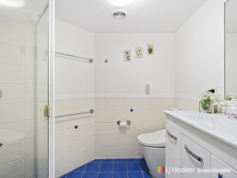102/392-398 Marine Parade, Labrador QLD 4215