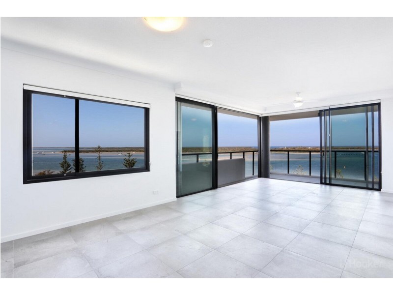 1001/372 Marine Parade, Labrador QLD 4215