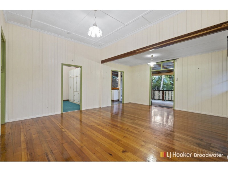 42 Billington Street, Labrador QLD 4215