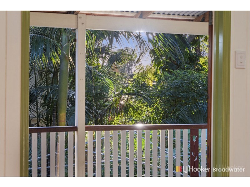 42 Billington Street, Labrador QLD 4215