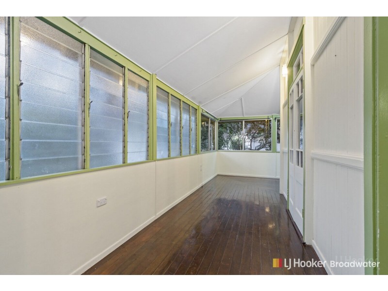 42 Billington Street, Labrador QLD 4215