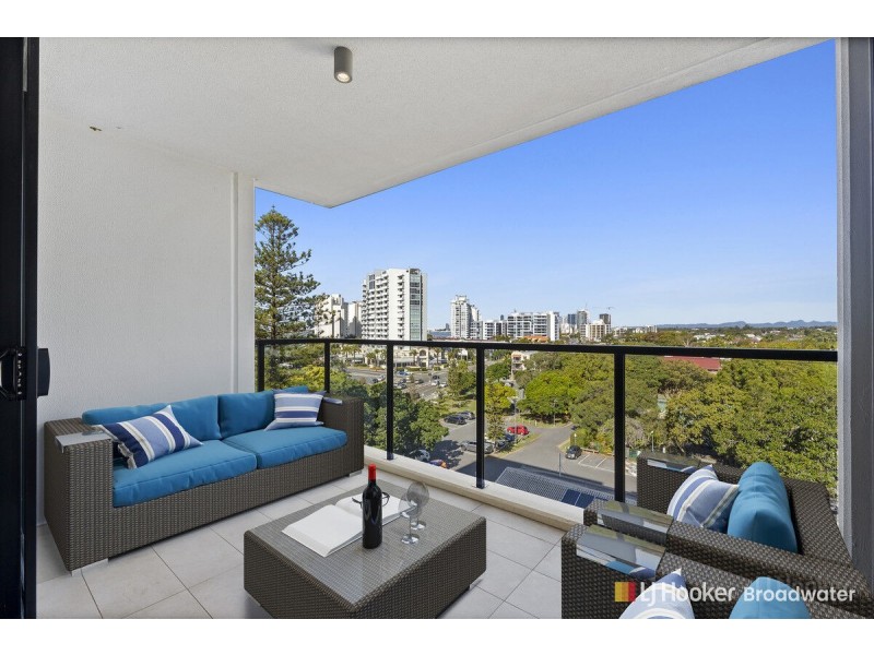 704/372 Marine Parade, Labrador QLD 4215