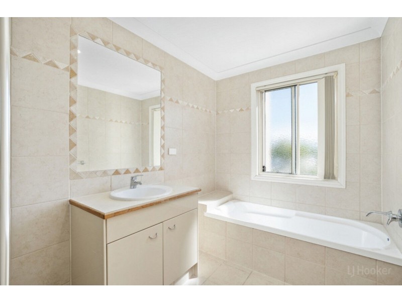 9/395 Pine Ridge Road, Runaway Bay QLD 4216