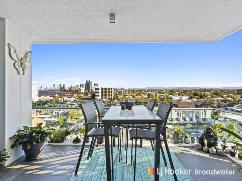 716/19 Imperial Parade, Labrador QLD 4215