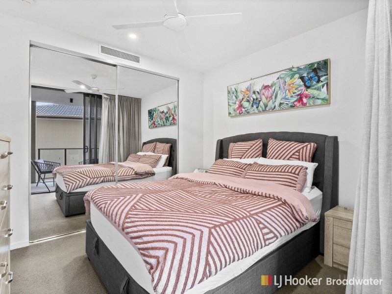 207/110 Frank Street, Labrador QLD 4215