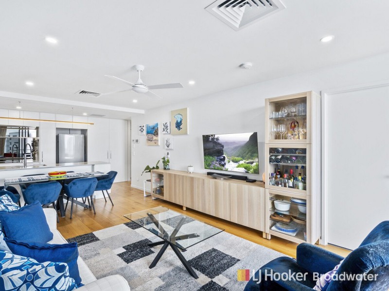 805/110 Frank Street, Labrador QLD 4215