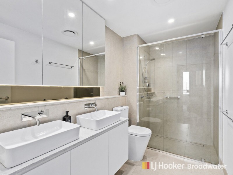 805/110 Frank Street, Labrador QLD 4215