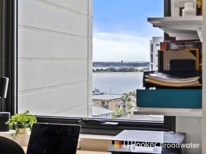 805/110 Frank Street, Labrador QLD 4215