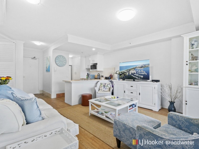 309/182 Marine Parade, Labrador QLD 4215