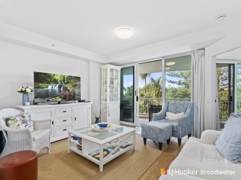 309/182 Marine Parade, Labrador QLD 4215