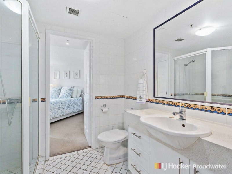 309/182 Marine Parade, Labrador QLD 4215