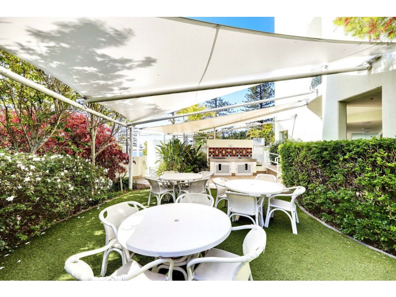 309/182 Marine Parade, Labrador QLD 4215