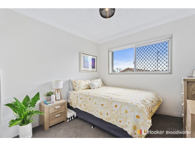 42/12 Whiting Street, Labrador QLD 4215