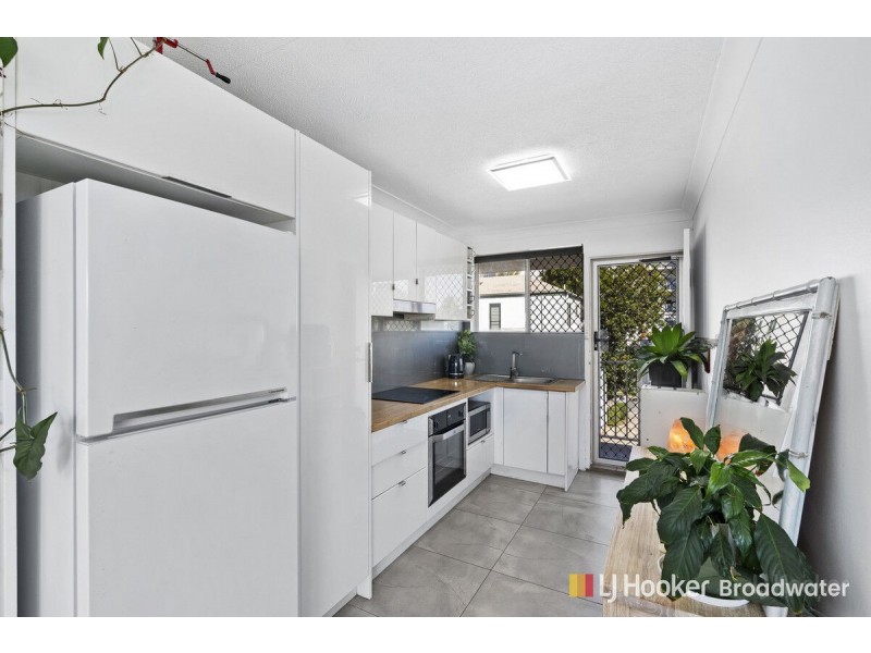 11/54 Frank Street, Labrador QLD 4215