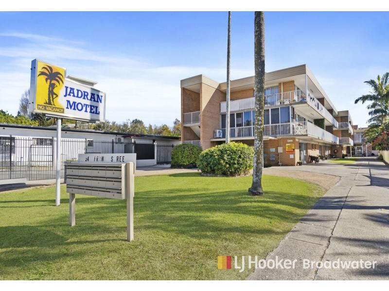 11/54 Frank Street, Labrador QLD 4215