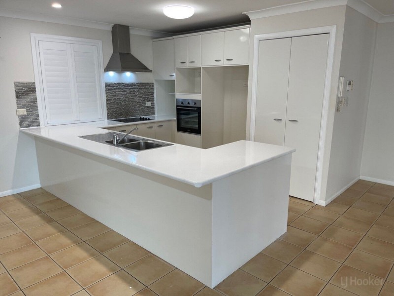 5 Ken Crescent, Helensvale QLD 4212