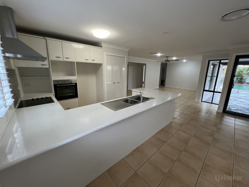 5 Ken Crescent, Helensvale QLD 4212