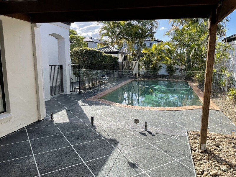 5 Ken Crescent, Helensvale QLD 4212