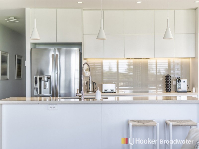 7/8 Bath Street, Labrador QLD 4215