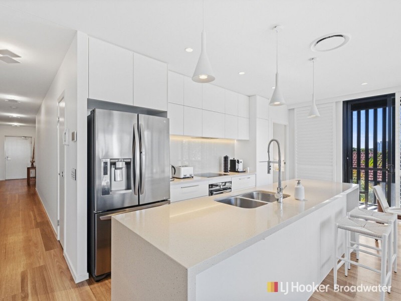 7/8 Bath Street, Labrador QLD 4215