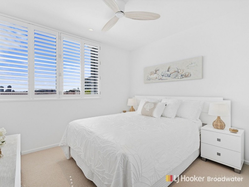 7/8 Bath Street, Labrador QLD 4215