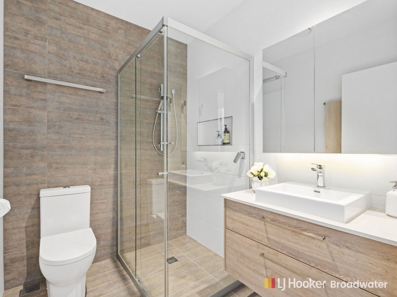 7/8 Bath Street, Labrador QLD 4215