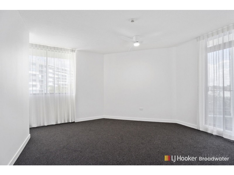 404/41 Labrador Street, Labrador QLD 4215