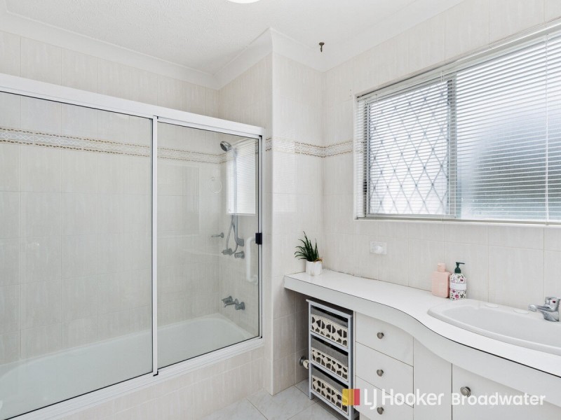 2/526 Marine Parade, Biggera Waters QLD 4216