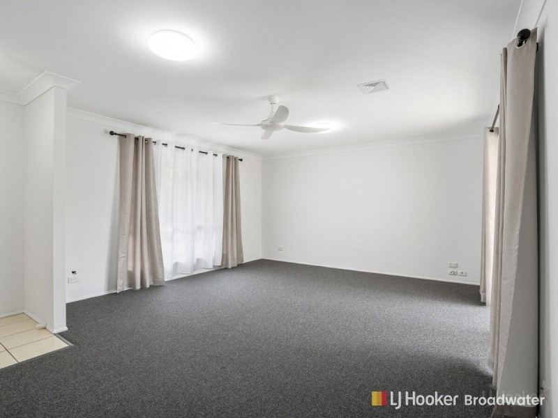 67 Village Way, Oxenford QLD 4210