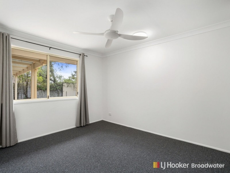67 Village Way, Oxenford QLD 4210