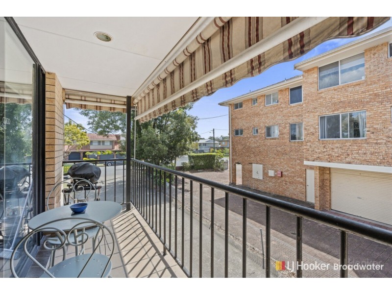 4/173 Muir Street, Labrador QLD 4215