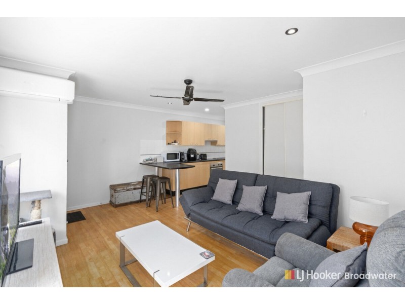 4/173 Muir Street, Labrador QLD 4215