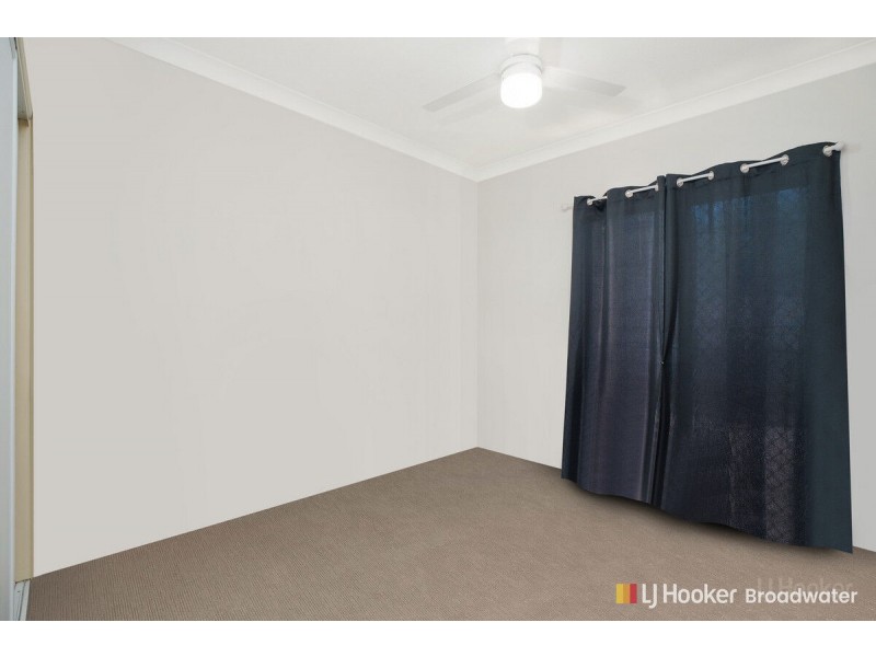 2/143 Frank Street, Labrador QLD 4215