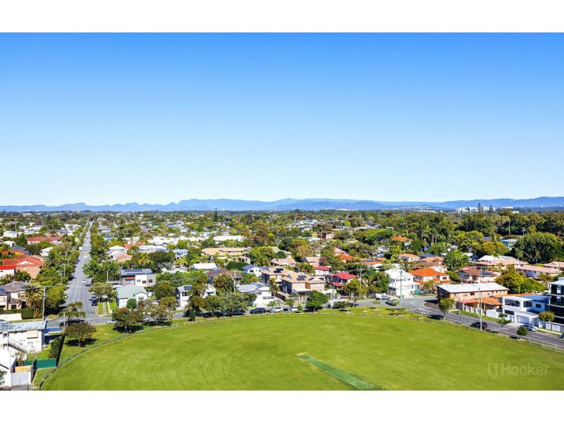 1107/378 Marine Parade, Labrador QLD 4215