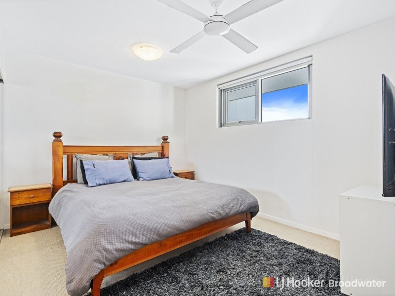 1107/378 Marine Parade, Labrador QLD 4215