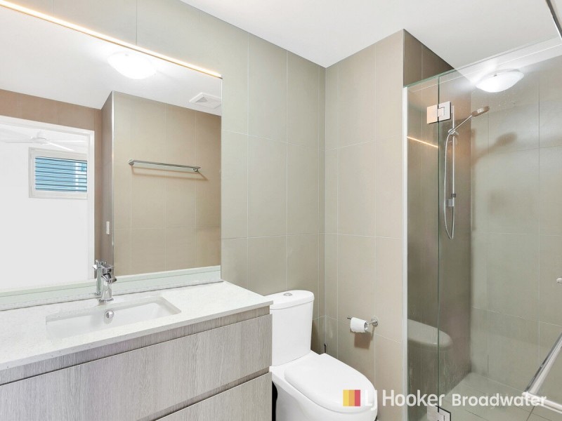 1107/378 Marine Parade, Labrador QLD 4215