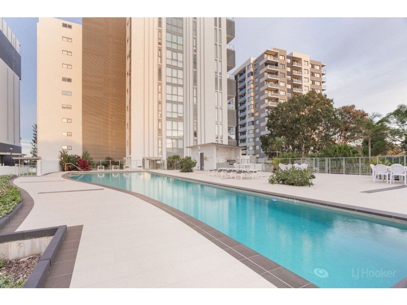 1107/378 Marine Parade, Labrador QLD 4215
