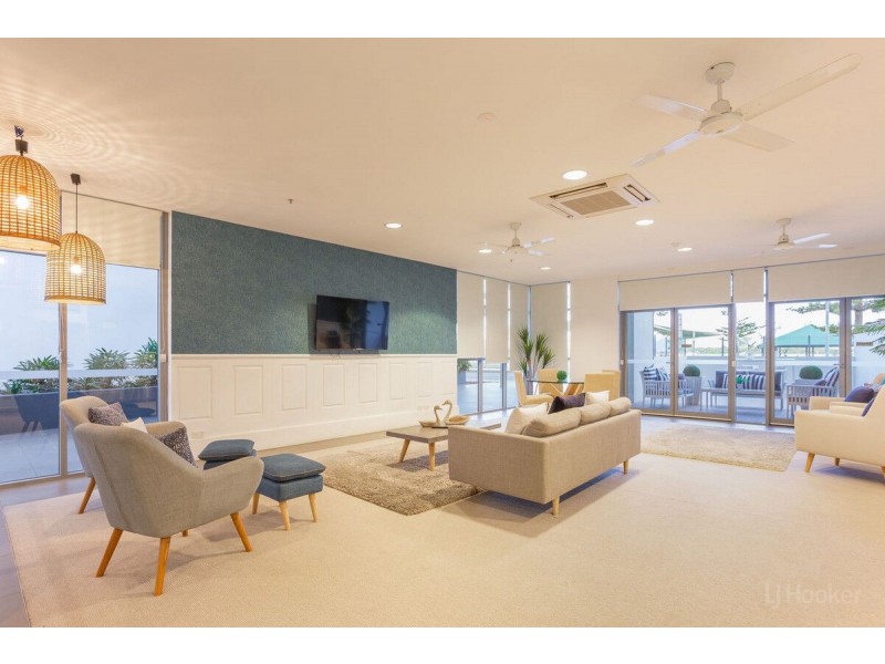 1107/378 Marine Parade, Labrador QLD 4215