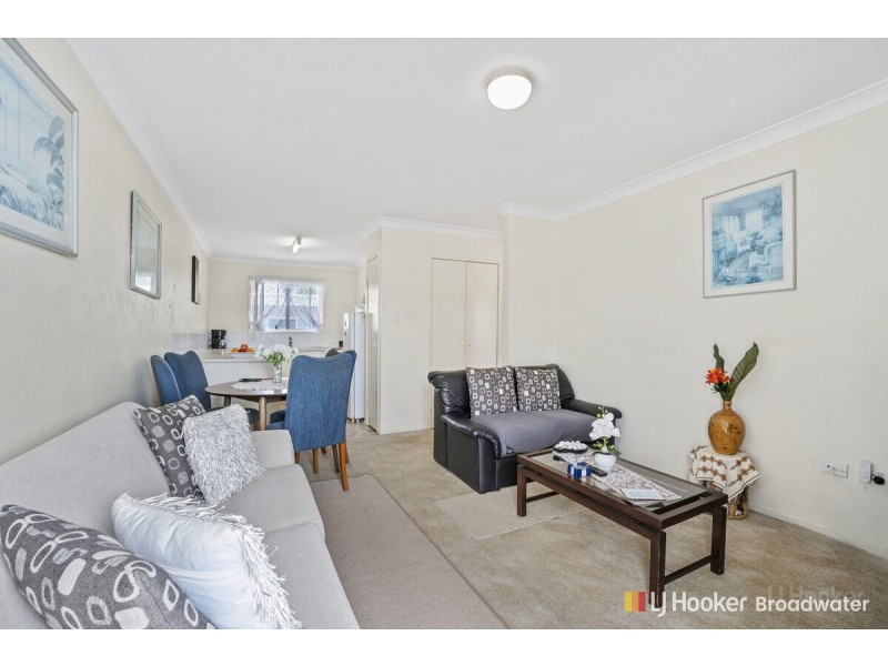 6/39 Middle Street, Labrador QLD 4215