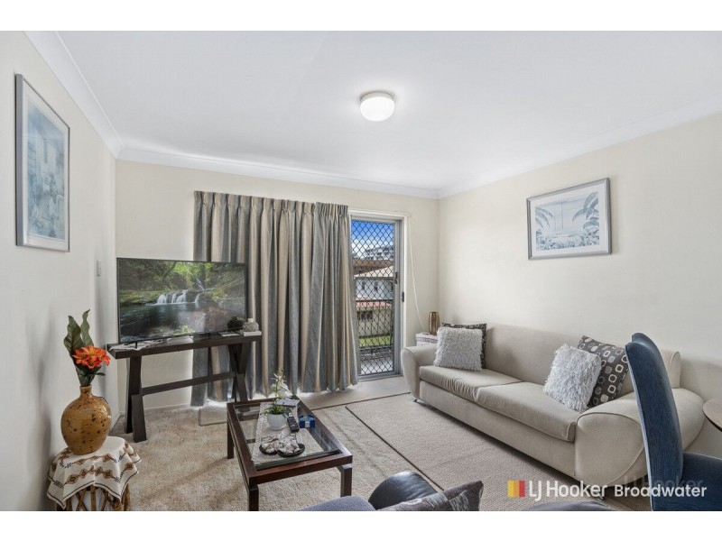 6/39 Middle Street, Labrador QLD 4215