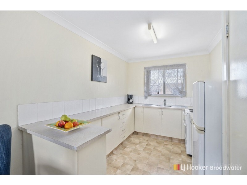 6/39 Middle Street, Labrador QLD 4215