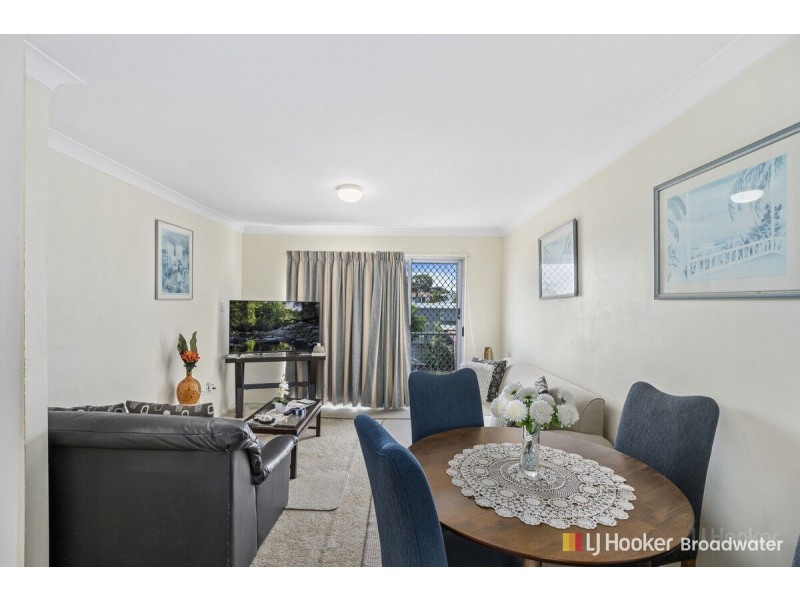 6/39 Middle Street, Labrador QLD 4215