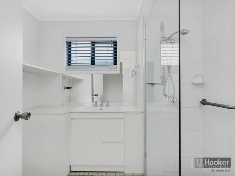 11/28 Hunter Avenue, Labrador QLD 4215