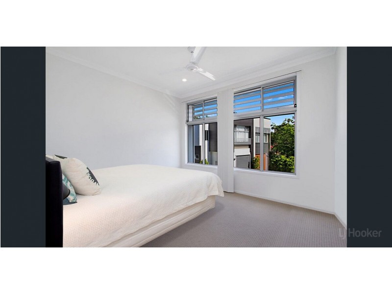 12/460-462 Pine Ridge Road, Coombabah QLD 4216