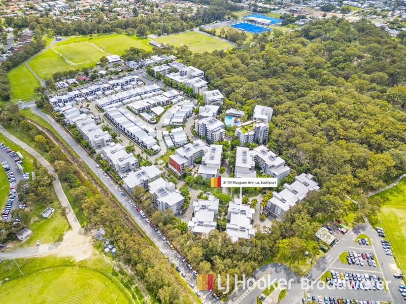 2/154 Musgrave Avenue, Southport QLD 4215